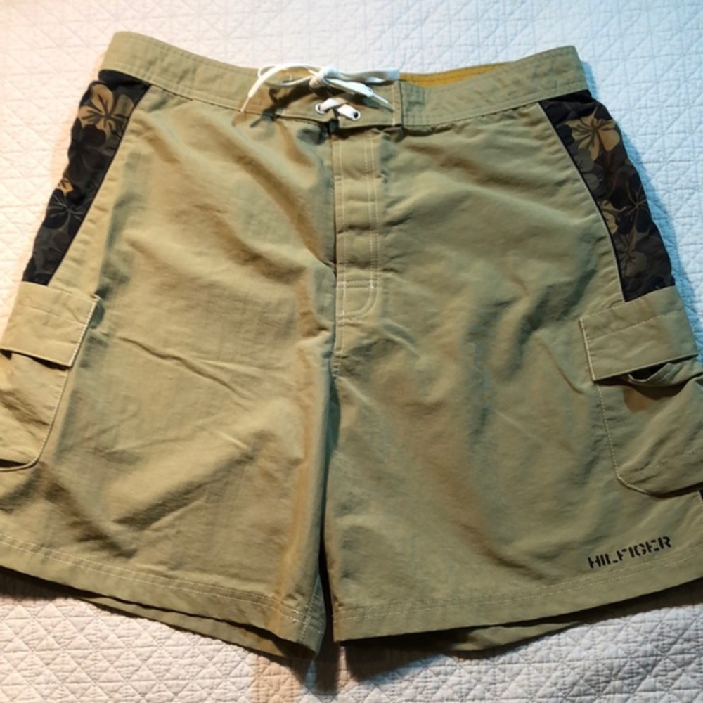 Tommy Hilfiger board short, swim, size XXL NEW